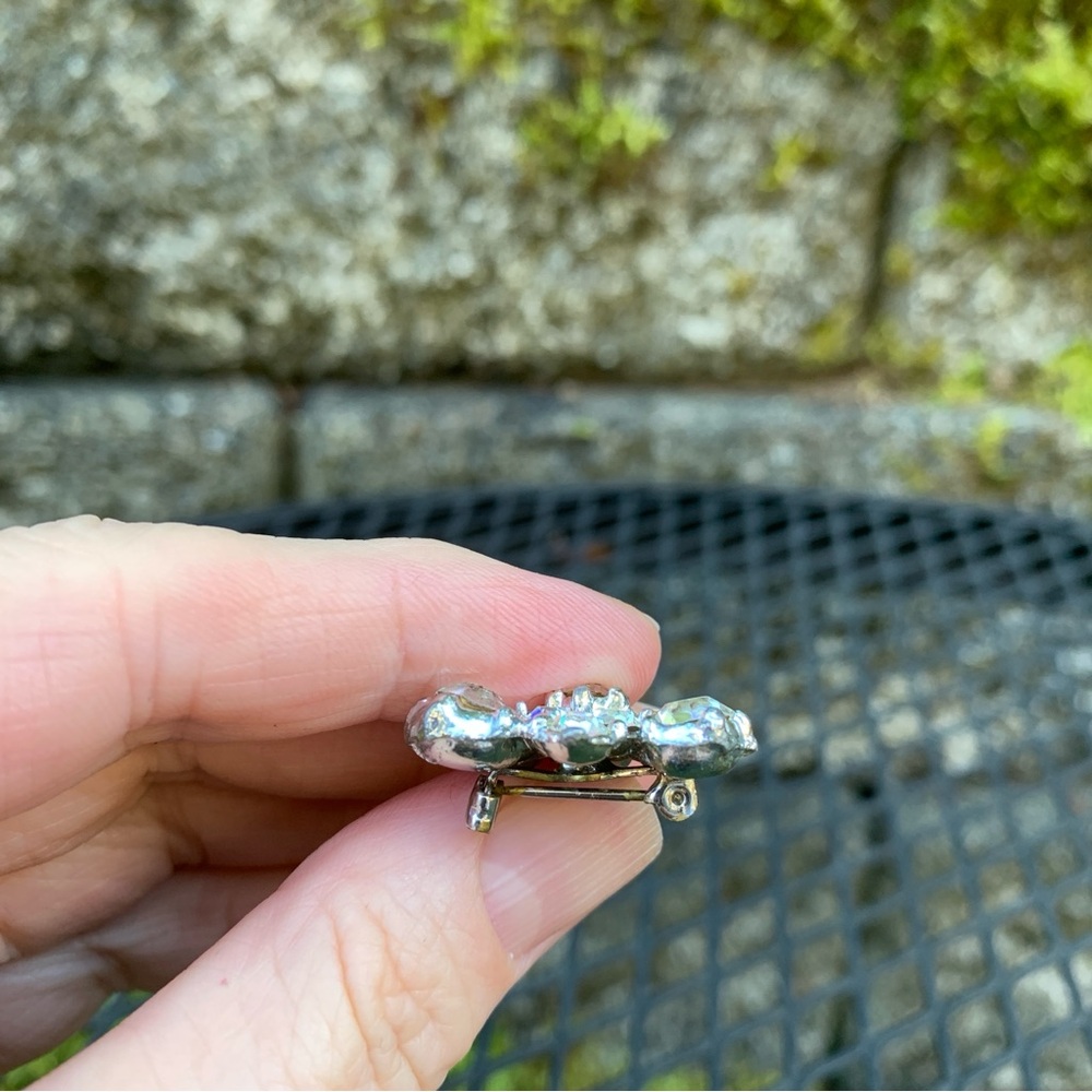 🤩4/$20 Vintage Clear Rhinestone Silver Lapel Hat Triangle Pin Brooch MidCent MCM - Picture 5 of 9